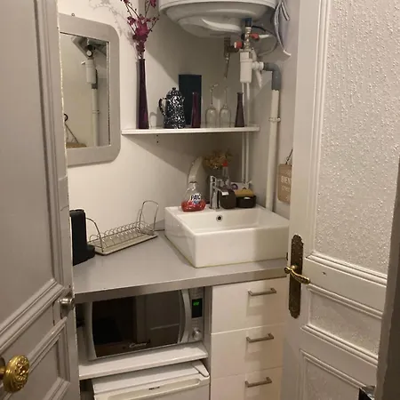 Cosy And *