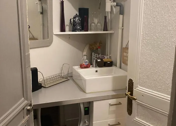 Cosy And *